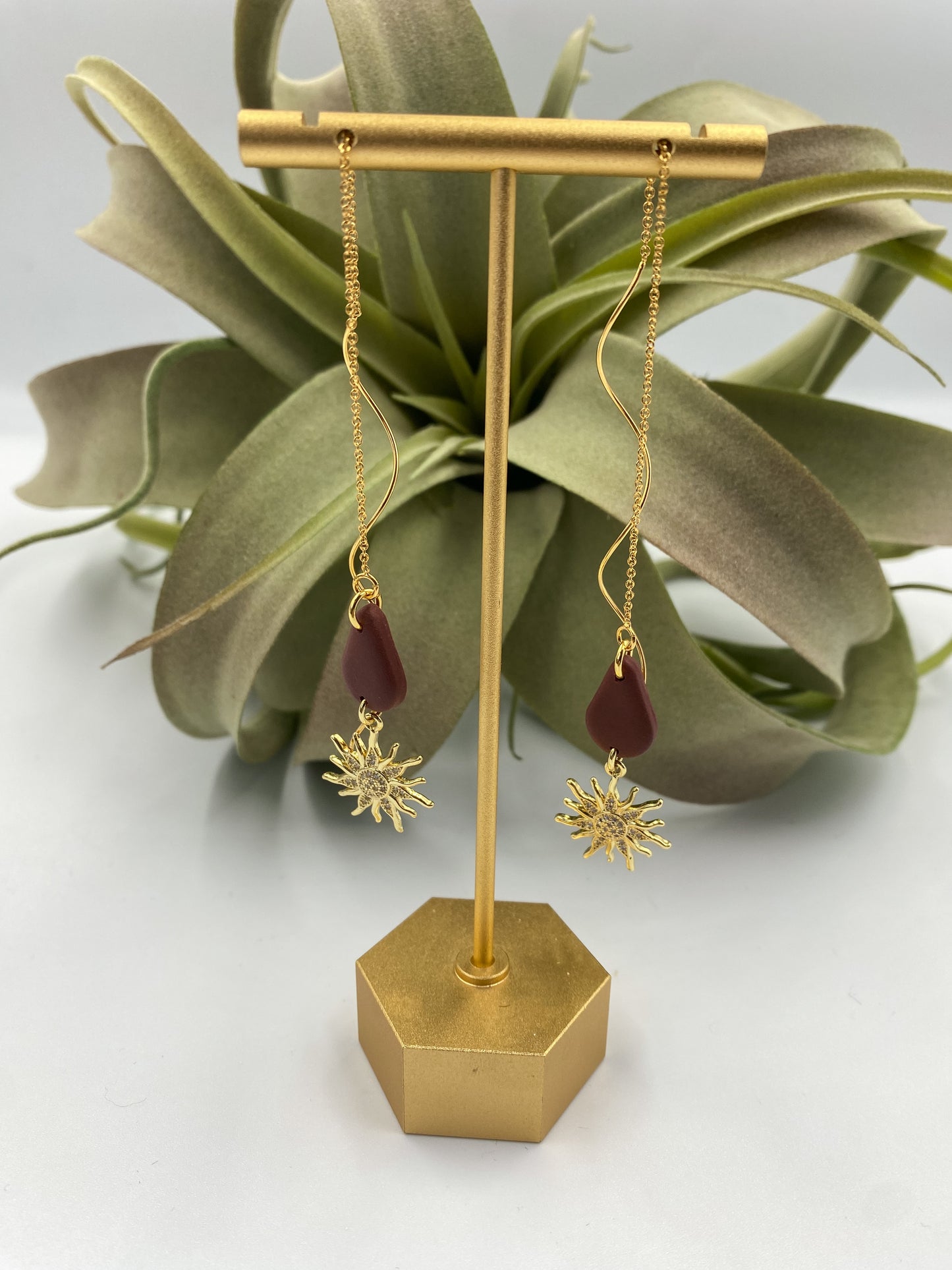 Clay & Sunshine Golden Ear Threaders